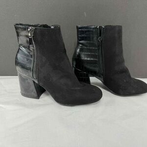 BAMBOO Black Textured Ankle Boots